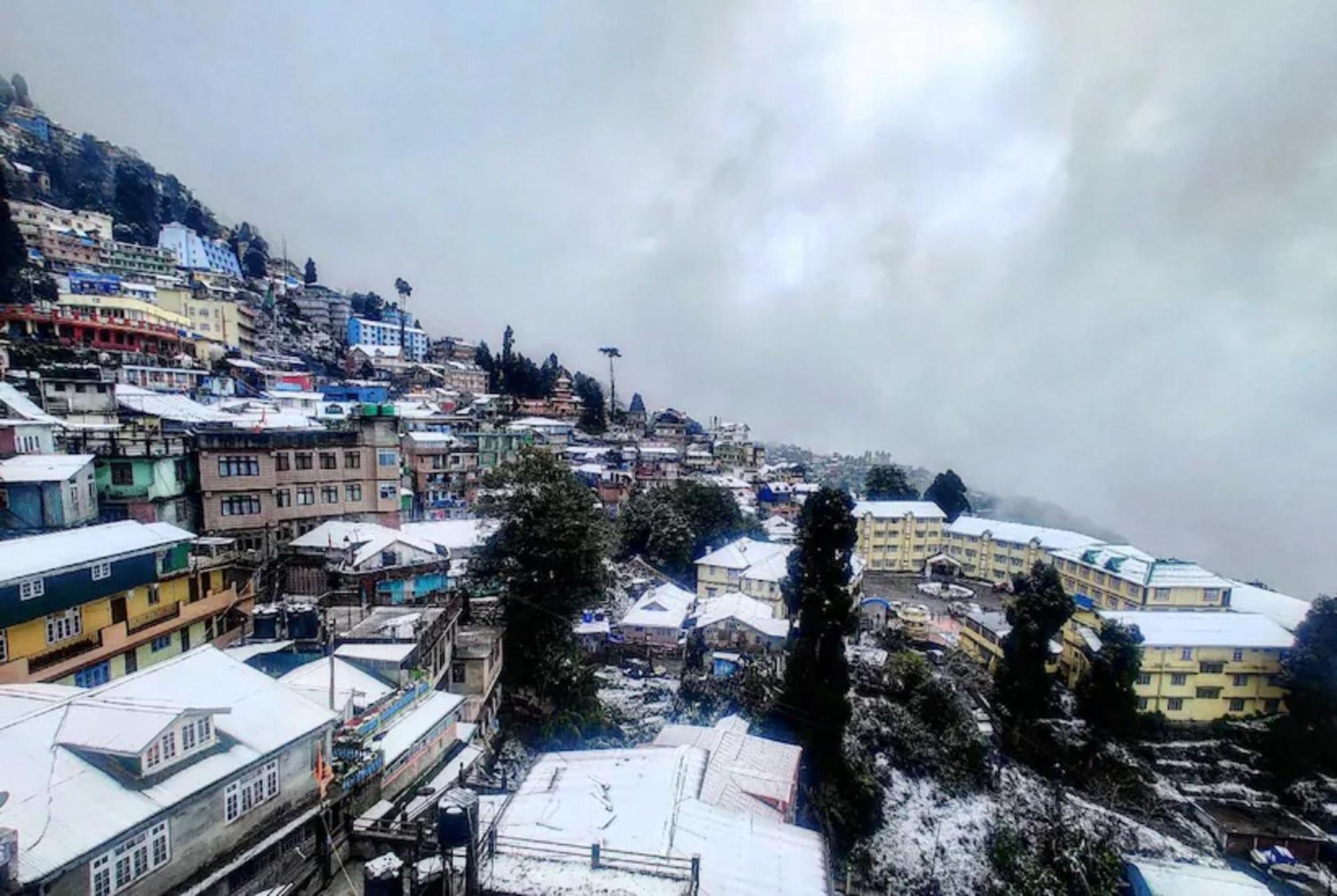 Hotel Pitstop Darjeeling - Excellent Service Recommended & Couple Friendly Darjeeling (West Bengal) Exterior foto