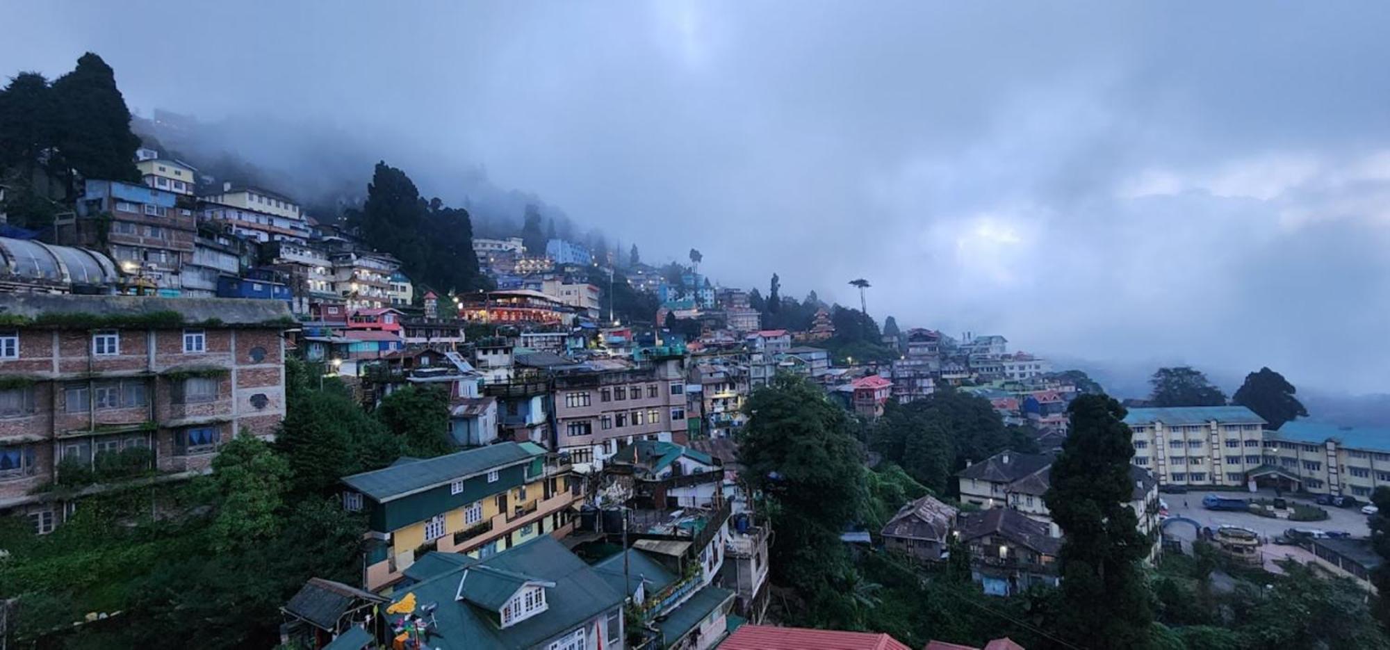Hotel Pitstop Darjeeling - Excellent Service Recommended & Couple Friendly Darjeeling (West Bengal) Exterior foto