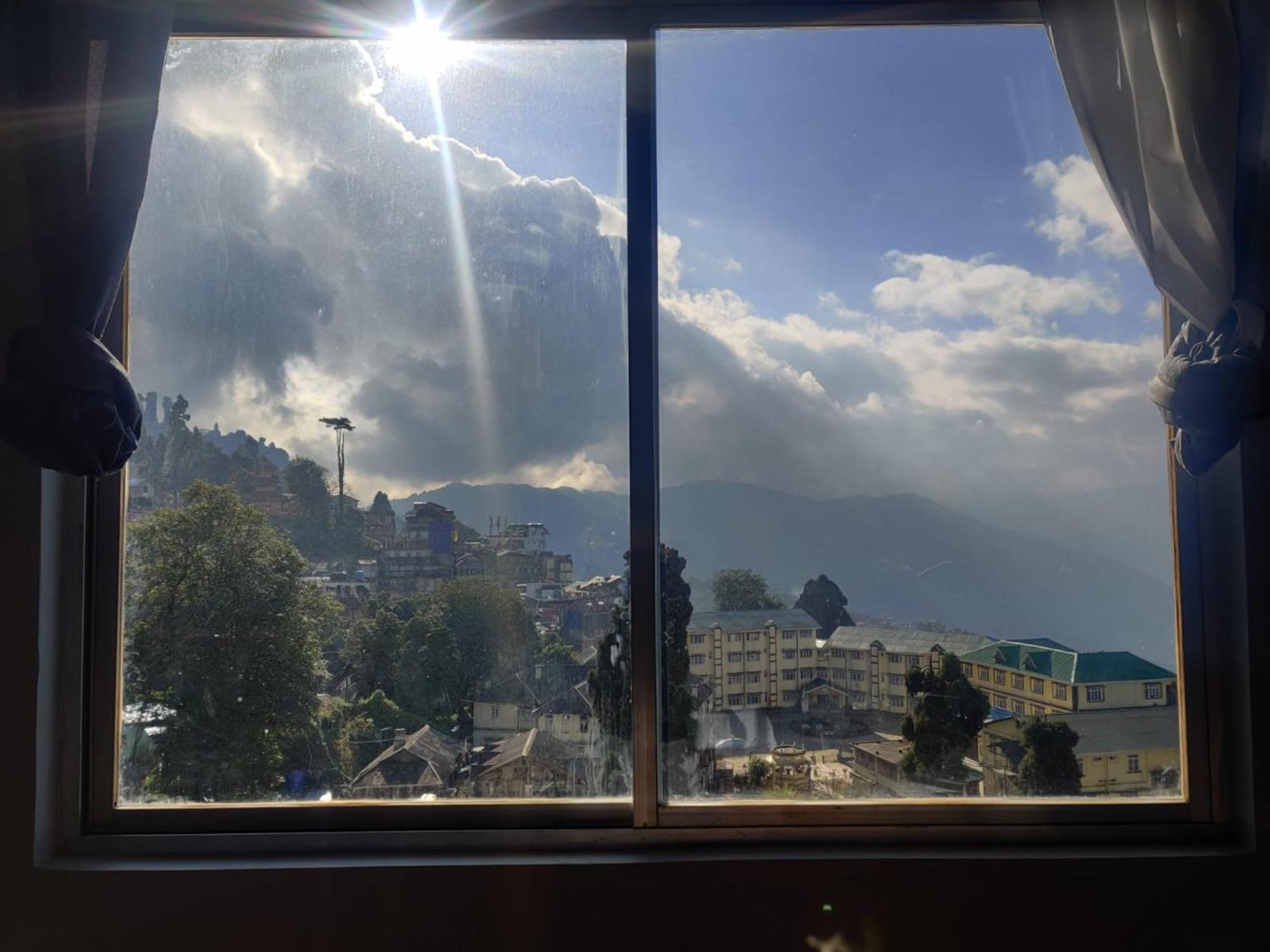 Hotel Pitstop Darjeeling - Excellent Service Recommended & Couple Friendly Darjeeling (West Bengal) Exterior foto