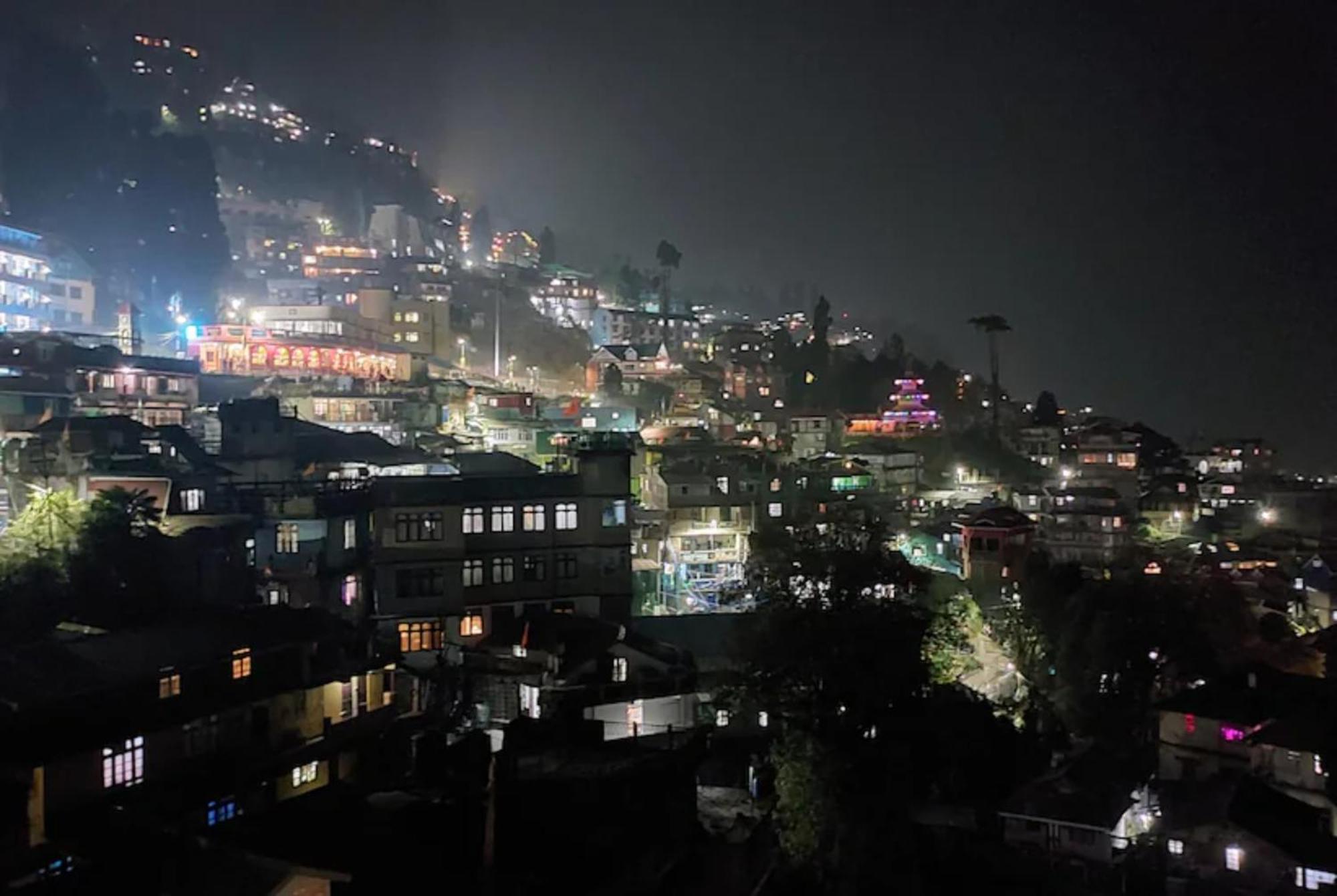 Hotel Pitstop Darjeeling - Excellent Service Recommended & Couple Friendly Darjeeling (West Bengal) Exterior foto